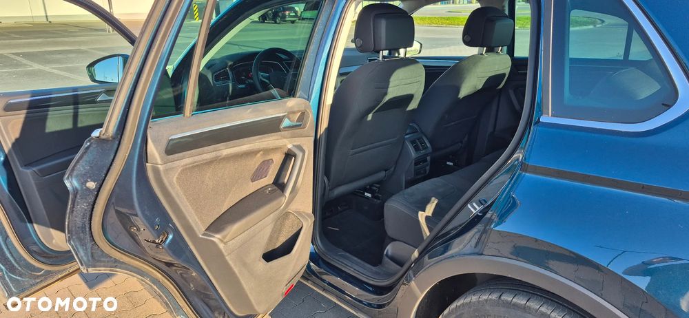 Volkswagen Tiguan - 8
