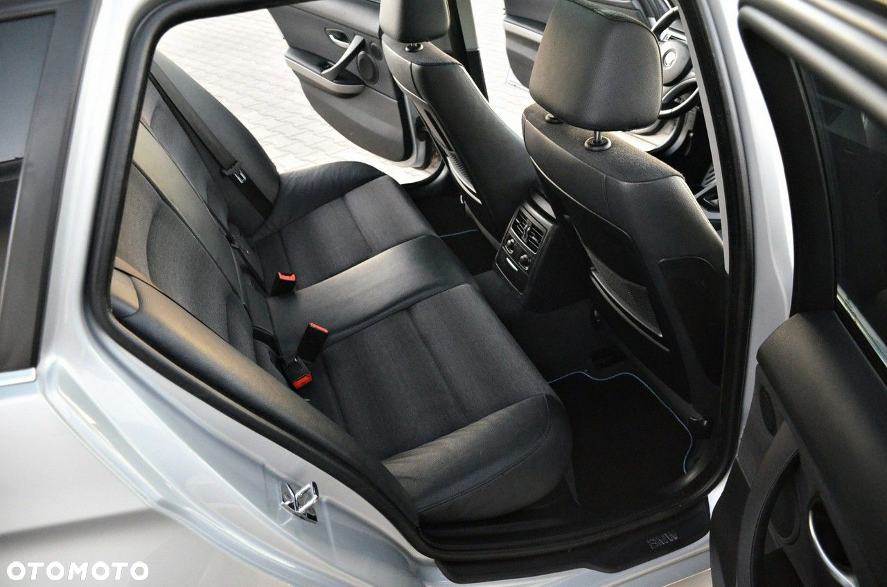 BMW Seria 3 - 21
