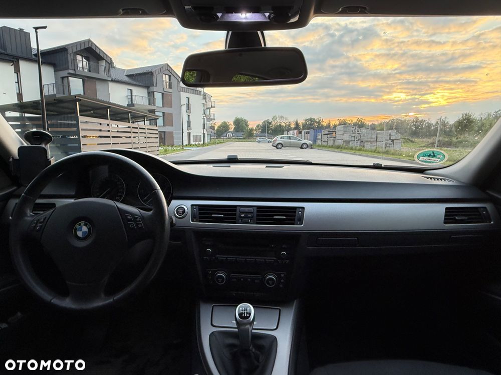 BMW Seria 3 - 10