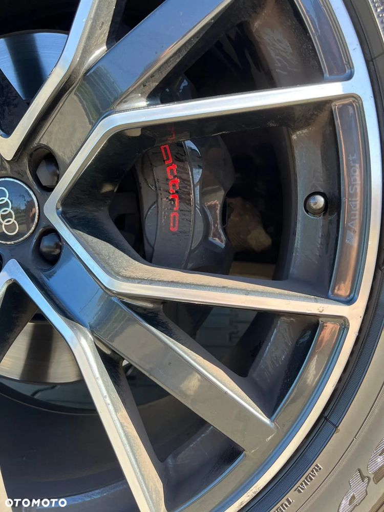 Audi Q8 - 16