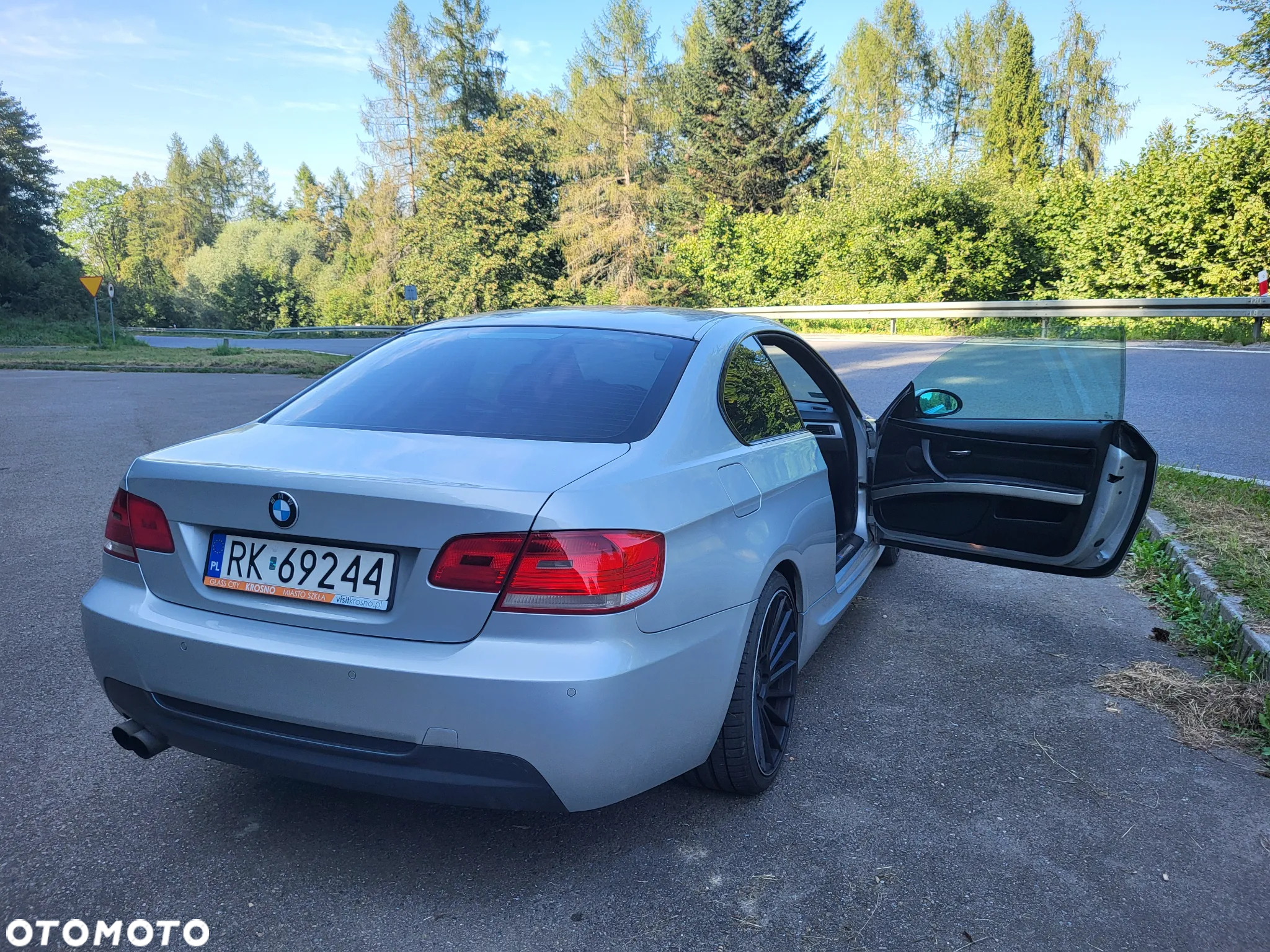 BMW Seria 3 325i Coupe - 14