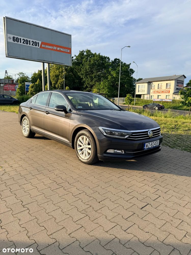 Volkswagen Passat 2.0 TDI SCR Comfortline DSG - 4