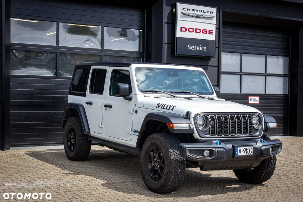 Jeep Wrangler - 4