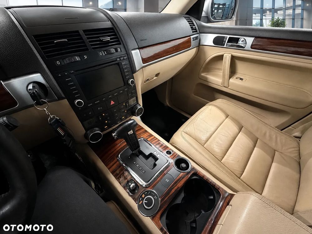 Volkswagen Touareg 3.0 V6 TDI Tiptr - 8