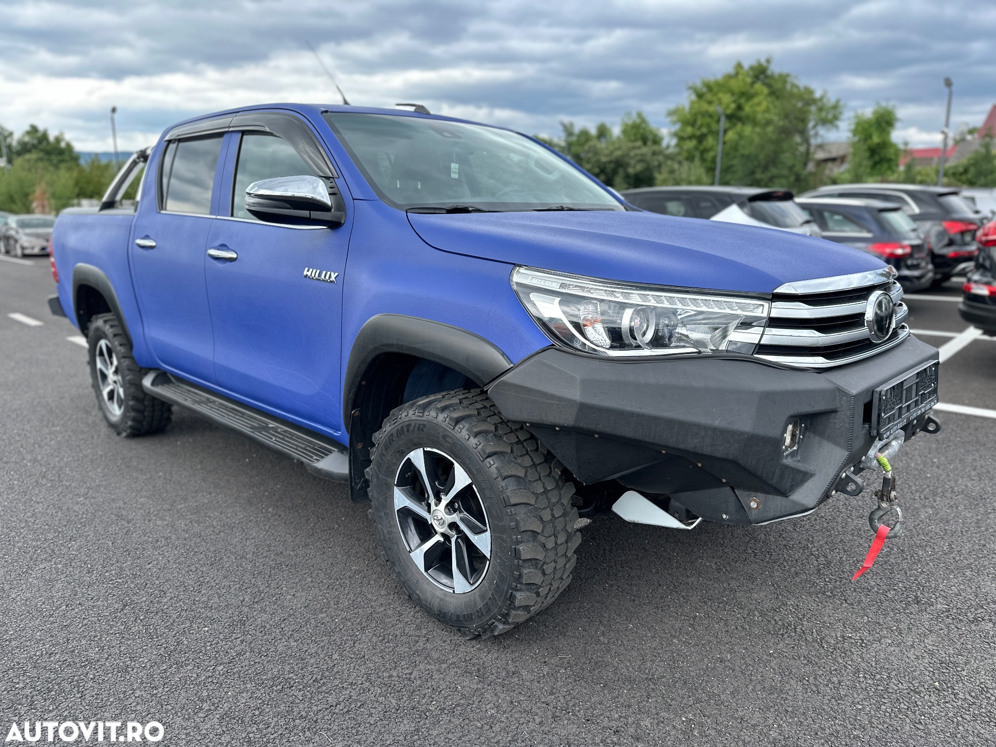 Toyota Hilux - 2