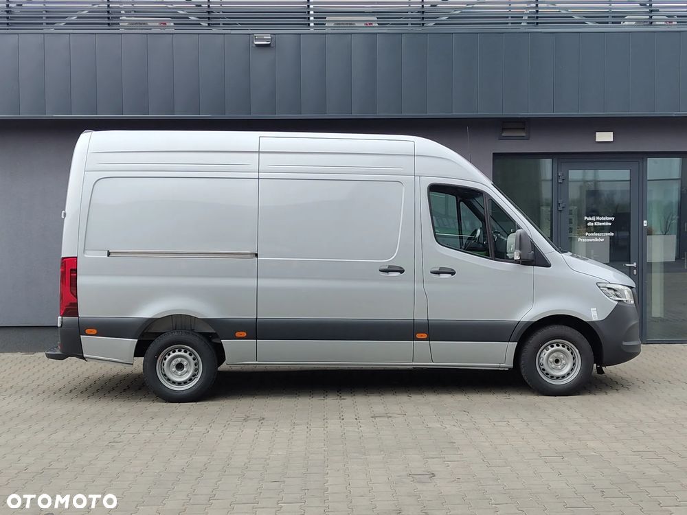 Mercedes-Benz Sprinter - 6
