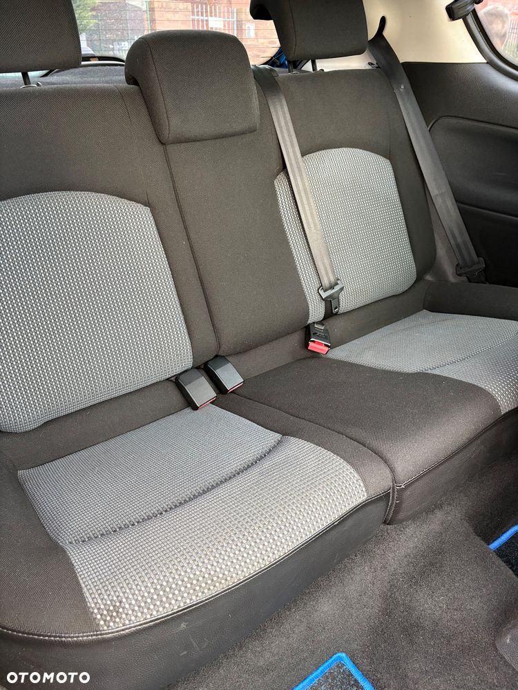 Peugeot 206 - 6