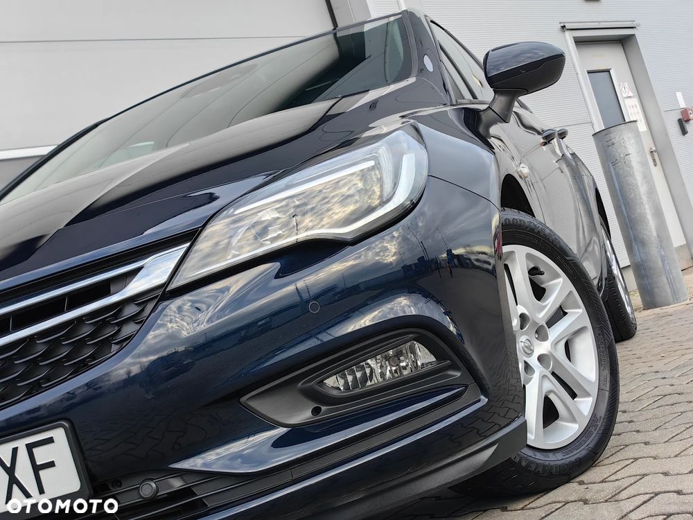 Opel Astra 1.6 CDTI Enjoy - 30