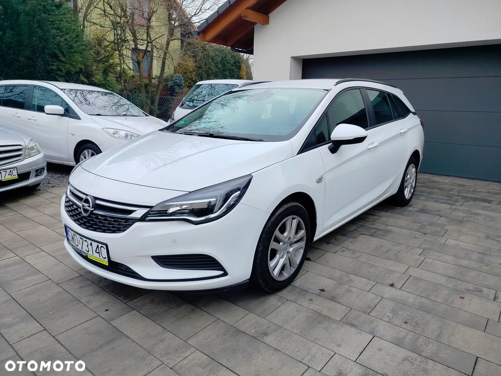 Opel Astra 1.4 Turbo Innovation - 1