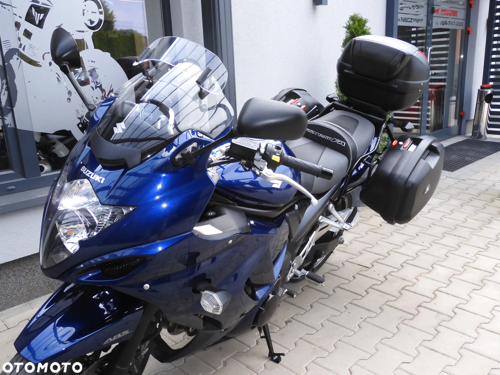 Suzuki GSX - 21