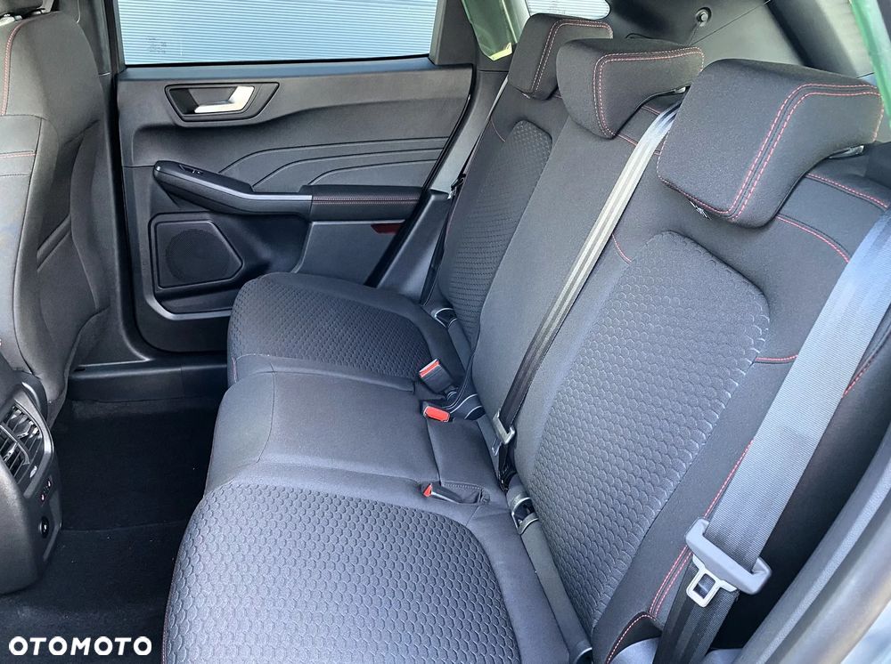 Ford Kuga 1.5 EcoBoost FWD ST-Line - 17