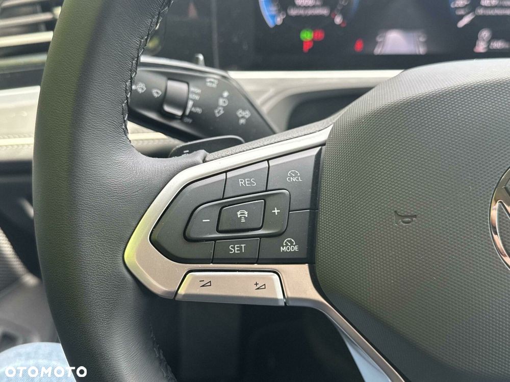 Volkswagen Passat 2.0 TDI SCR Business DSG - 10