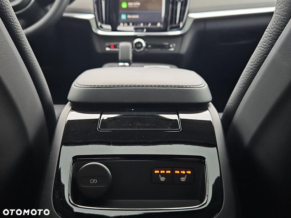 Volvo S90 - 23