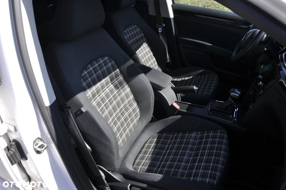 Skoda Superb 2.0 TDI DSG Exclusive - 15