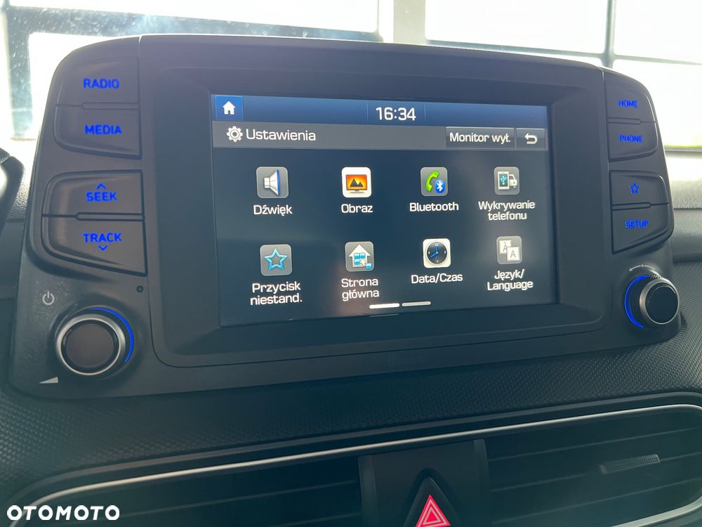 Hyundai Kona - 18