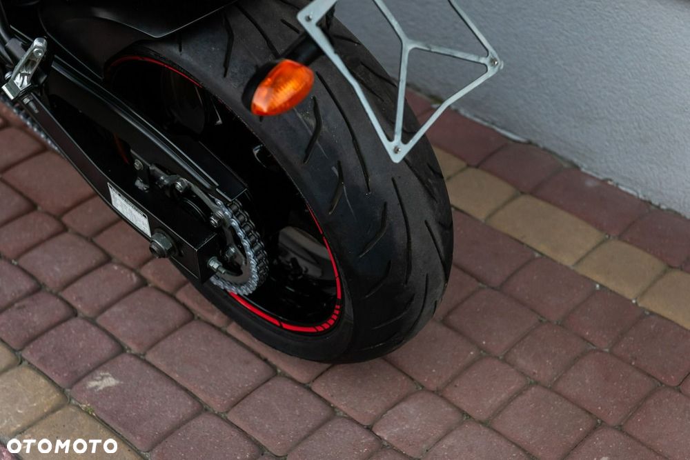 Yamaha FZ - 9