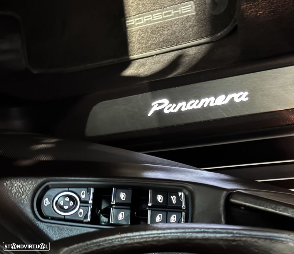 Porsche Panamera - 19
