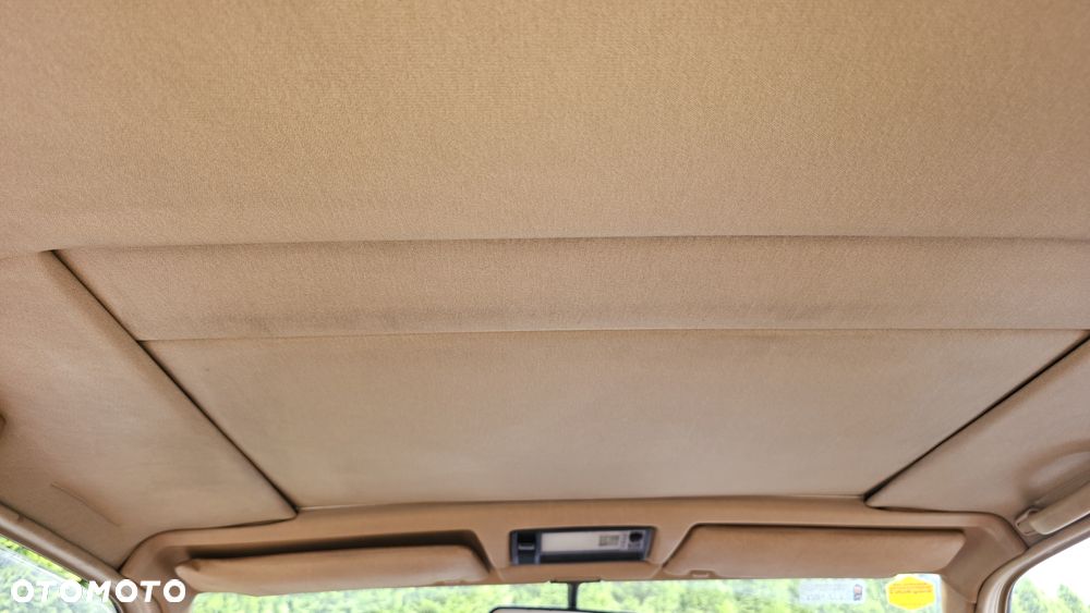 Mercedes-Benz W124 (1984-1993) - 24