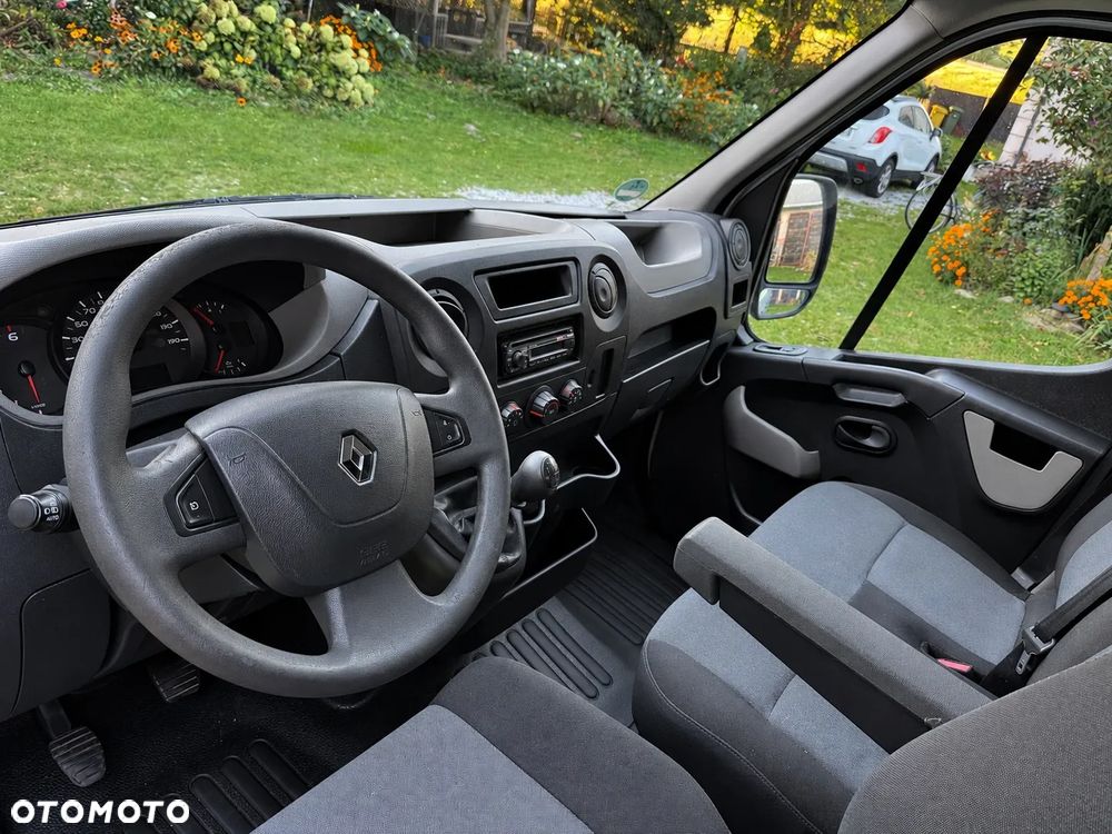 Renault Master - 18