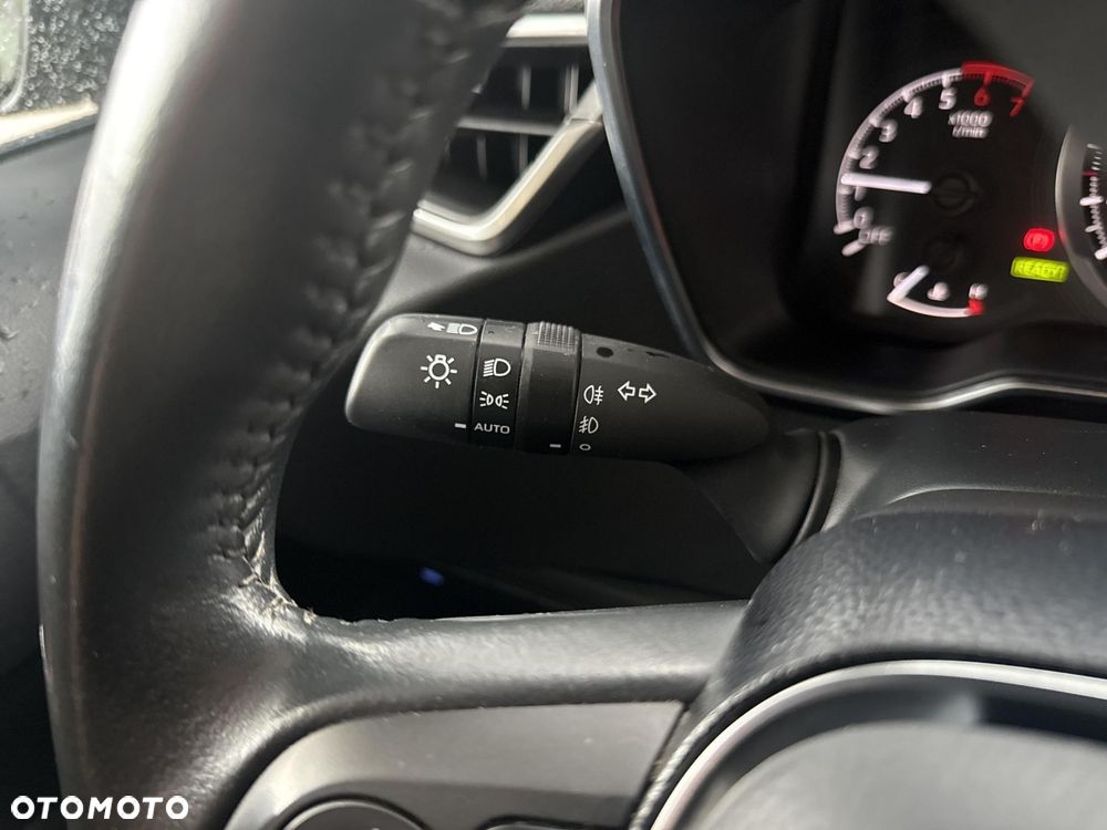 Toyota Corolla 1.8 Hybrid Comfort - 22