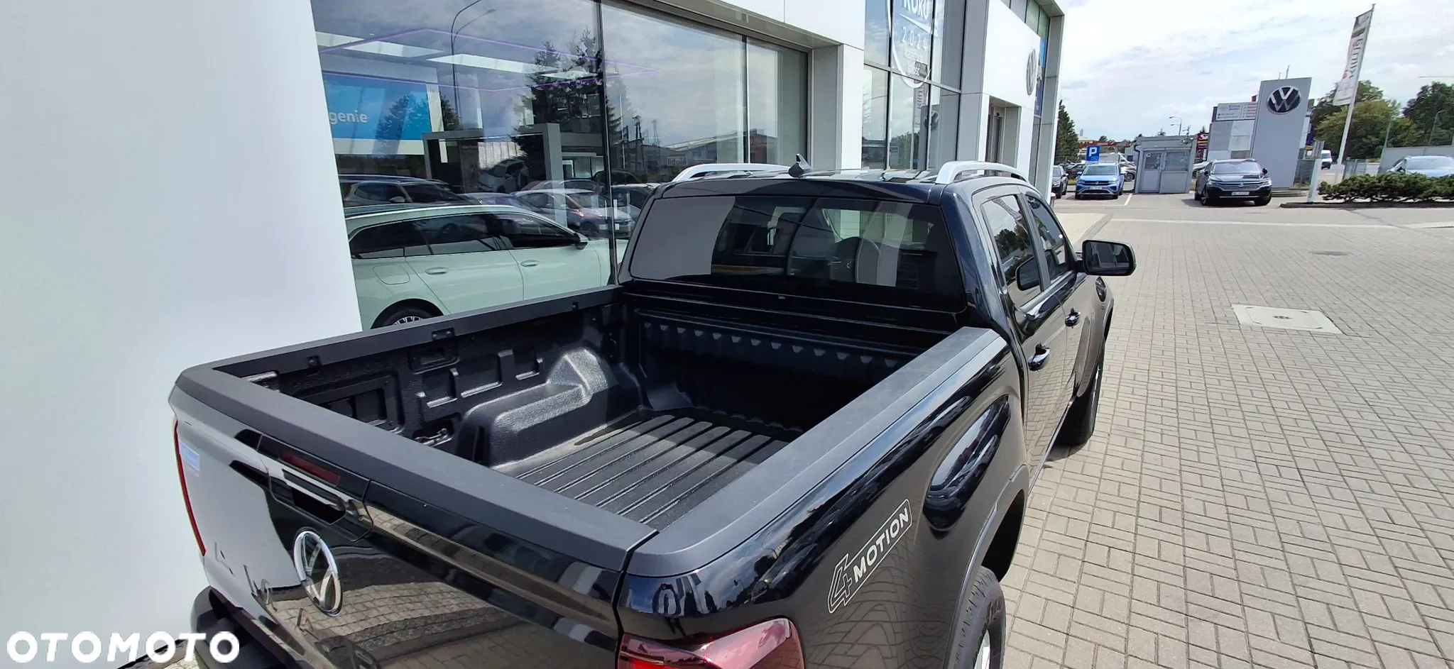Volkswagen Amarok 2.0 TDI 4Mot Life - 3