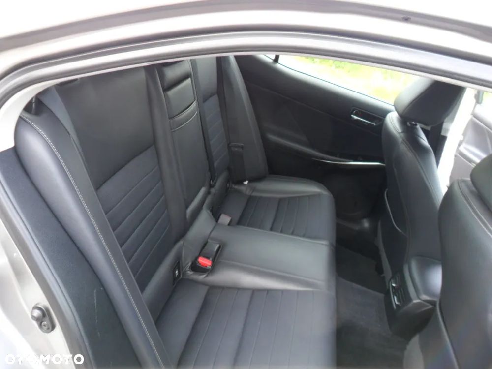 Lexus IS 250 Comfort - 24
