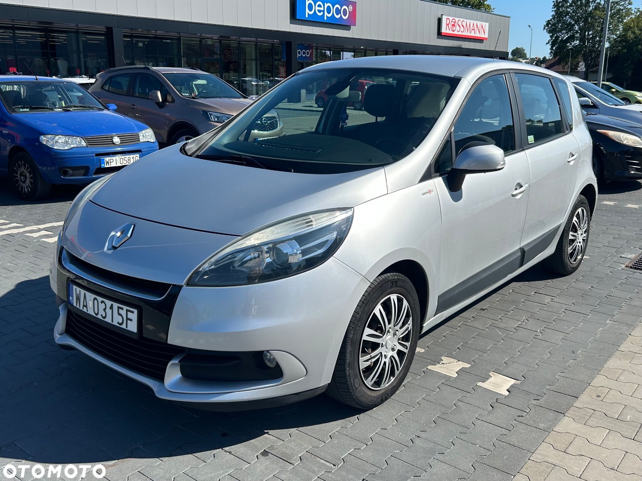 Renault Scenic 1.5dCi TomTom Edition - 1