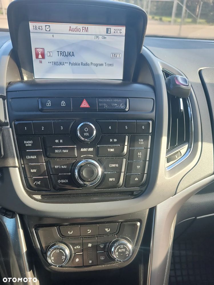 Opel Zafira - 4