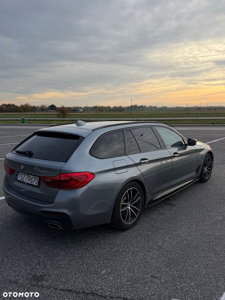 BMW Seria 5 520d xDrive - 7