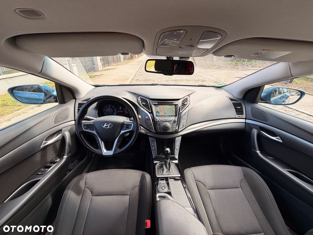 Hyundai i40 i40cw 1.7 CRDi Automatik Fifa World Cup Edition - 19