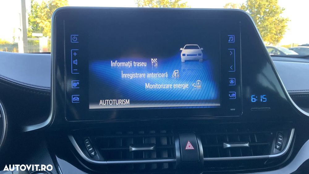 Toyota C-HR 1.8 HSD 4x2 CVT C-enter - 18