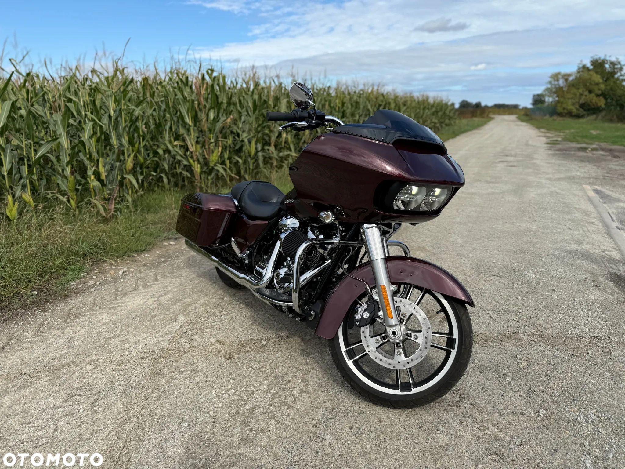 Harley-Davidson Touring Road Glide - 1