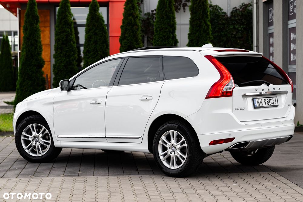 Volvo XC 60 D4 Geartronic Summum - 10