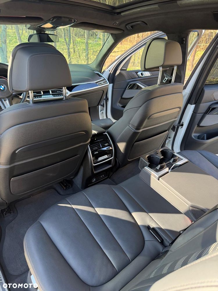 BMW X7 xDrive40d mHEV sport - 13