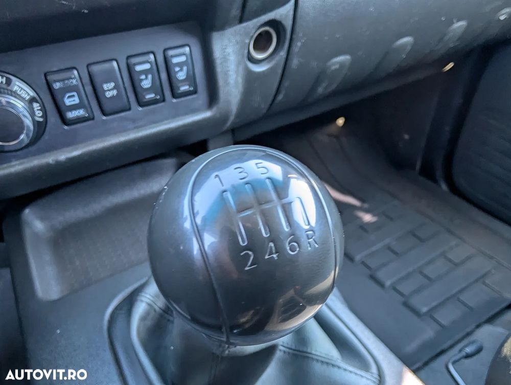 Nissan Navara 2.5 dCi Double Cab LE - 31