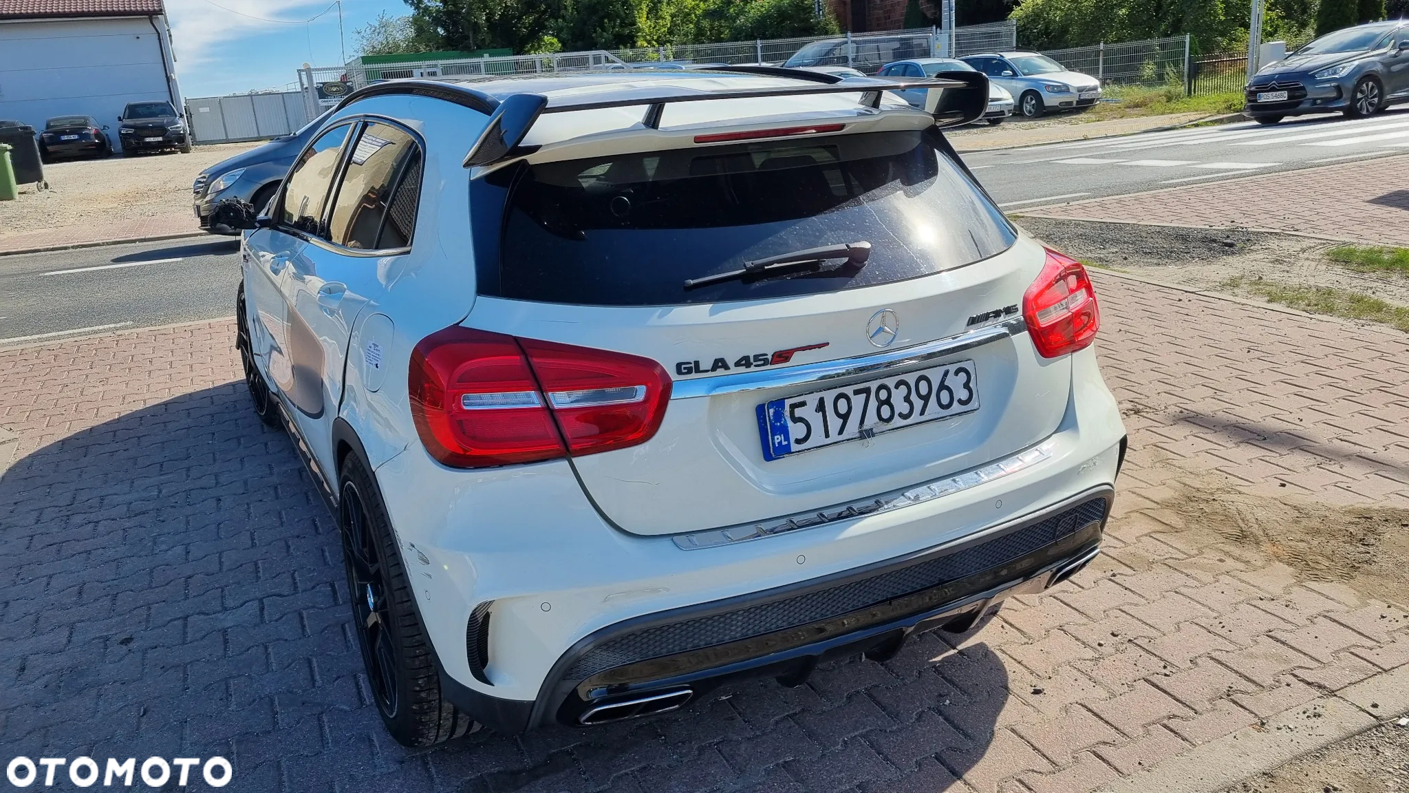 Mercedes-Benz GLA 45 AMG 4-Matic Edition 1 - 16