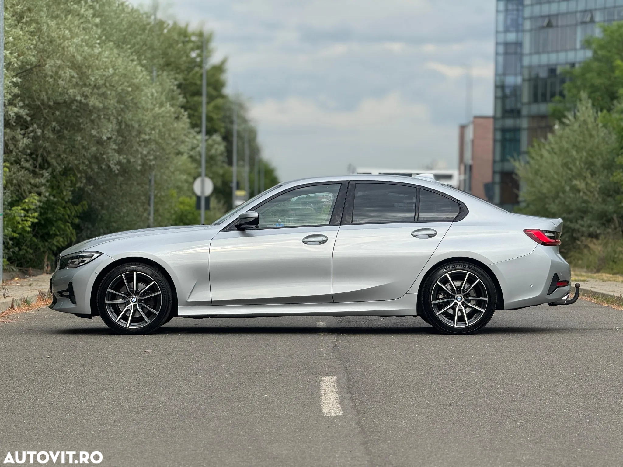 BMW Seria 3 320i Aut. Sport Line - 10