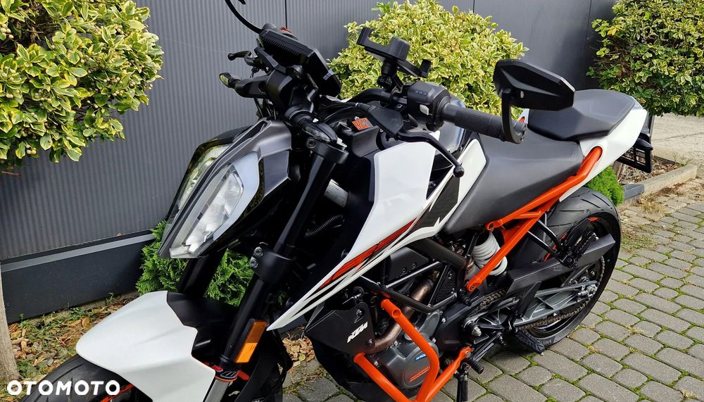 KTM Duke - 25