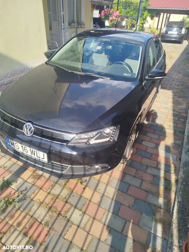 Volkswagen Jetta 1.4 DSG Highline - 26