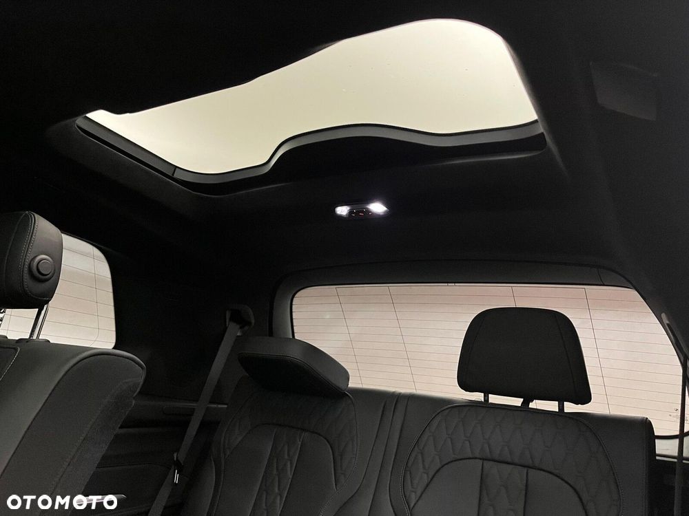 BMW X7 - 29