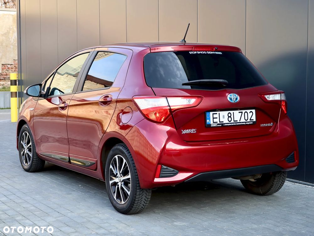 Toyota Yaris Hybrid 100 Premium EU6 - 10