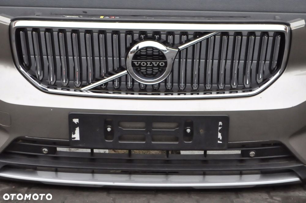 VOLVO XC40 ZDERZAK PRZÓD PRZEDNI KOMPLETNY W KOLORZE 727 - 12