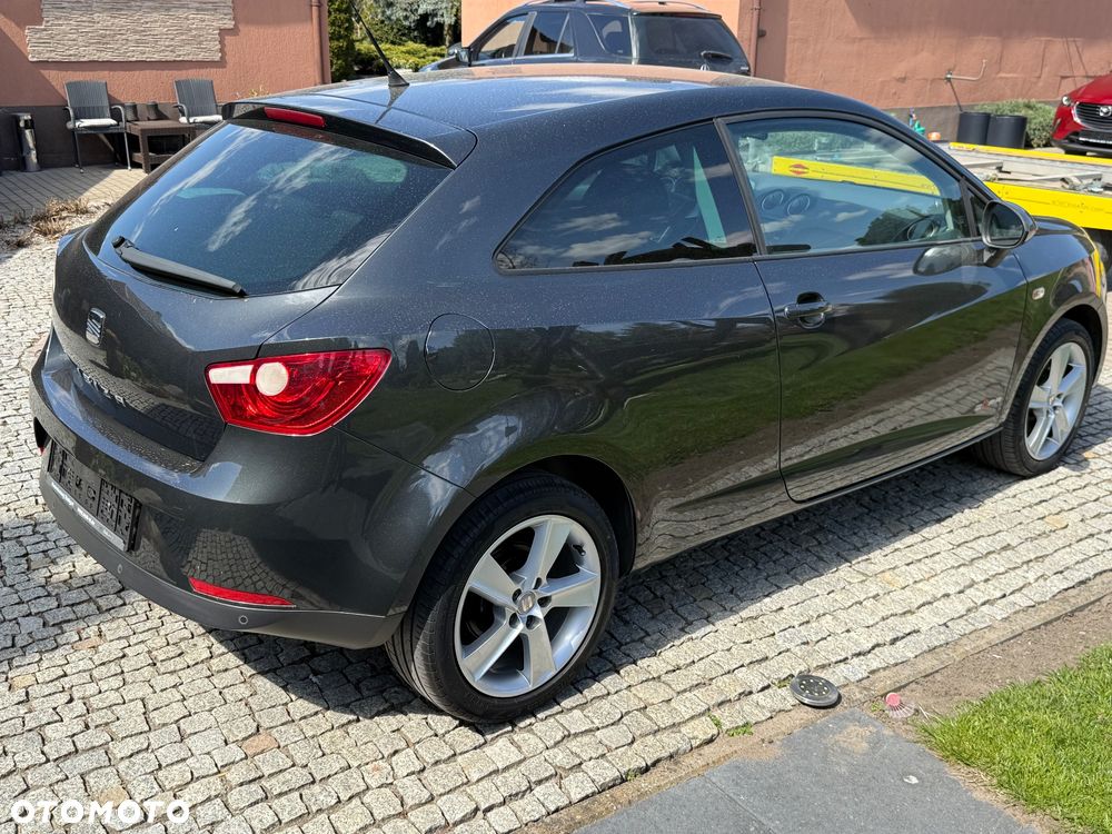 Seat Ibiza SC 1.4 16V Sport - 3