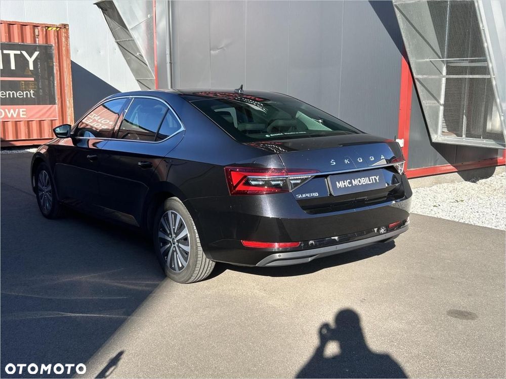 Skoda Superb 2.0 TDI SCR Ambition DSG - 12