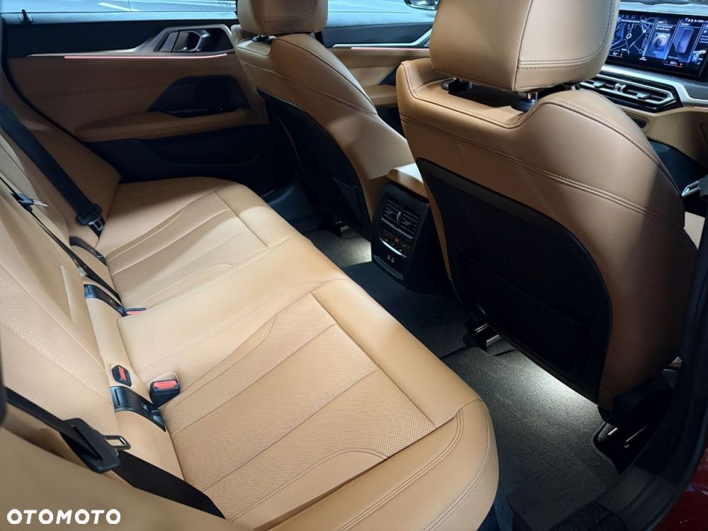 BMW Seria 4 420d xDrive Sport-Aut M Sport - 36