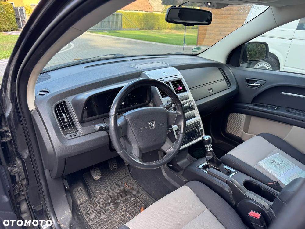 Dodge Journey - 8