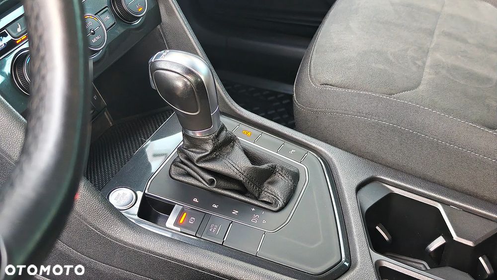 Volkswagen Tiguan - 28