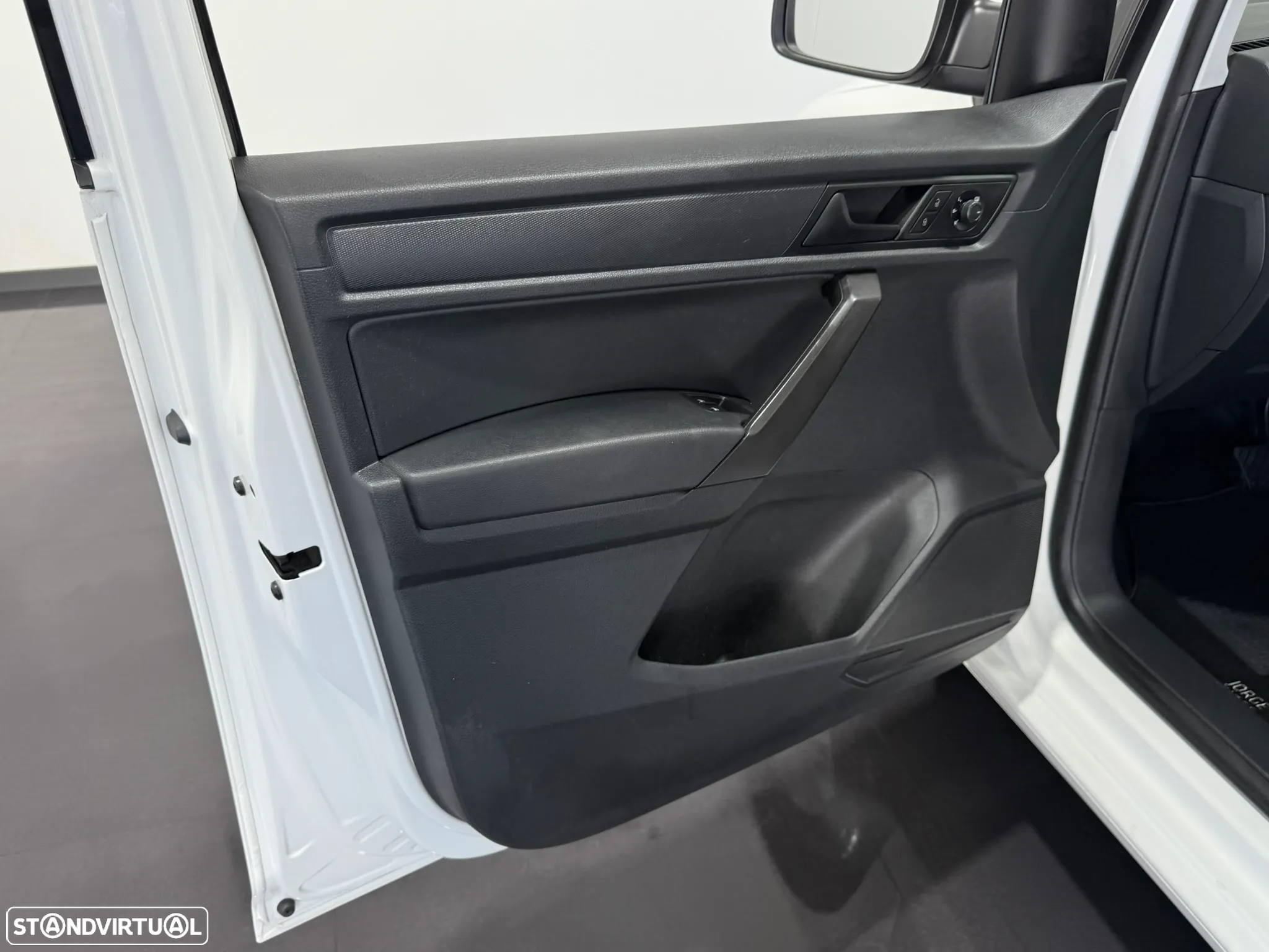 VW CADDY 2.0 TDI BLUEMOTION - CAIXA AUTOMATICA - 20