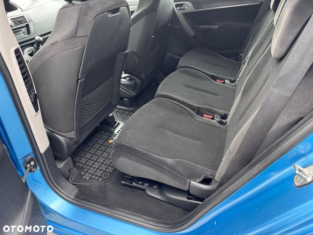 Citroën C4 1.6 HDi Equilibre Pack - 25