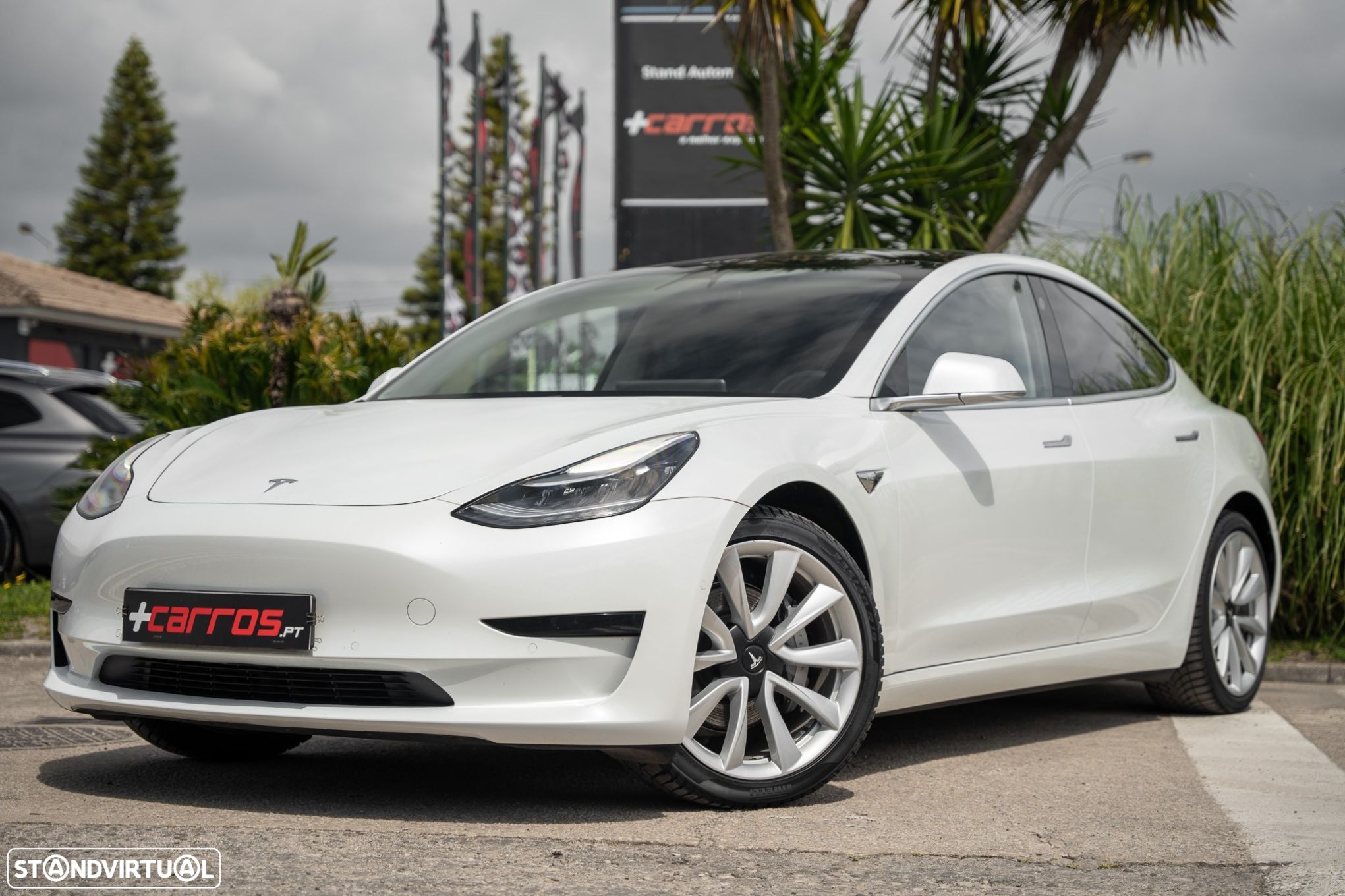 Tesla Model 3 Standard Range Plus RWD - 1